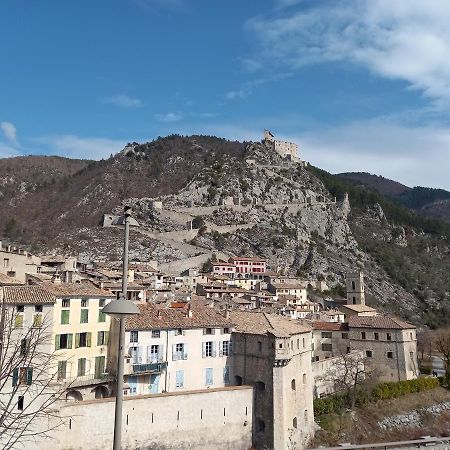 Hotel Le Vauban Entrevaux Exterior foto